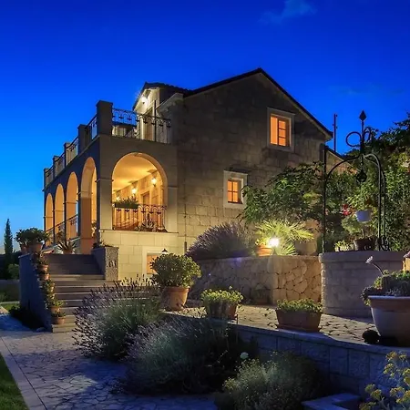 Villa Residencia Sinj