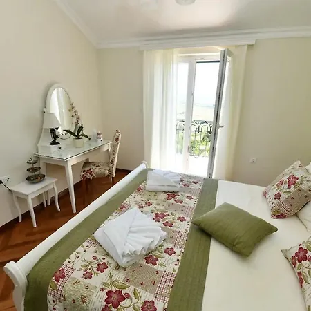 Villa Residencia *